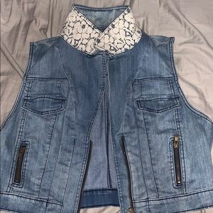 Lace collar zip up jean vest
